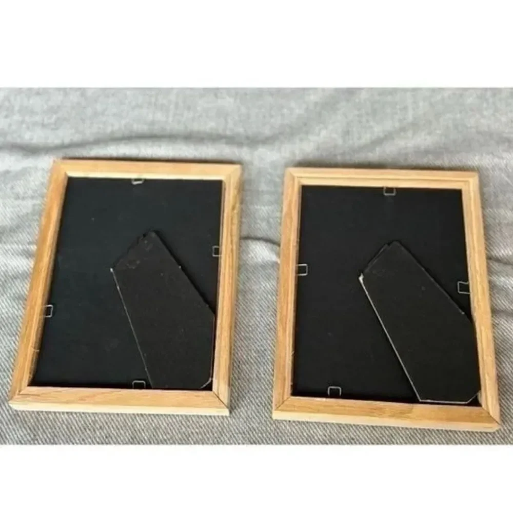 2 NEW 5 x7 Photo Frames Solid Oak Easel Table Display